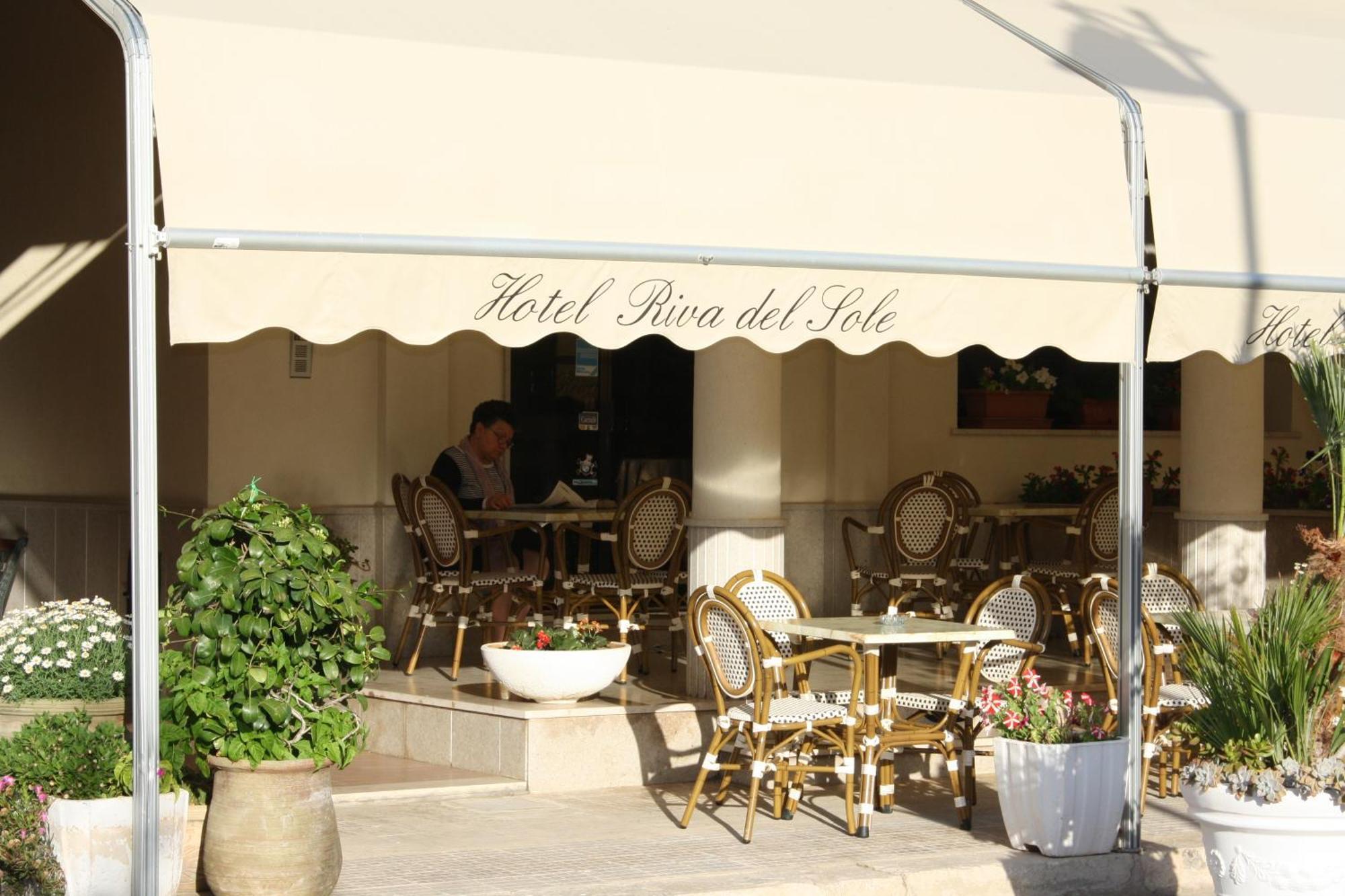 Hotel Riva Del Sole